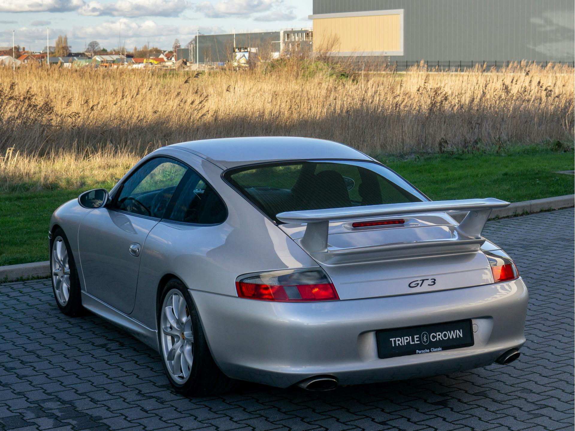 Porsche 911 3.6 Coupé GT3